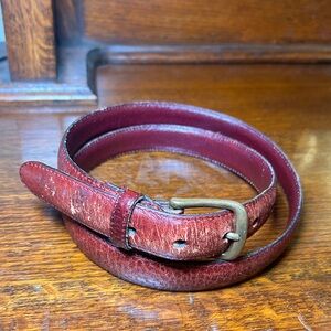 Burgundy Leather Men's Belt with Metal Buckle and Textured Finish